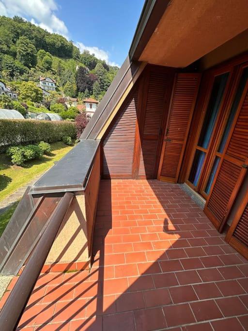 Casa Castelli A 300 Metri Dal Appartamento Stresa